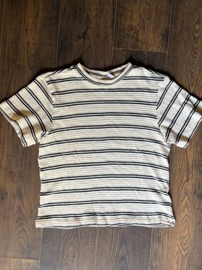 Knitted crop tee